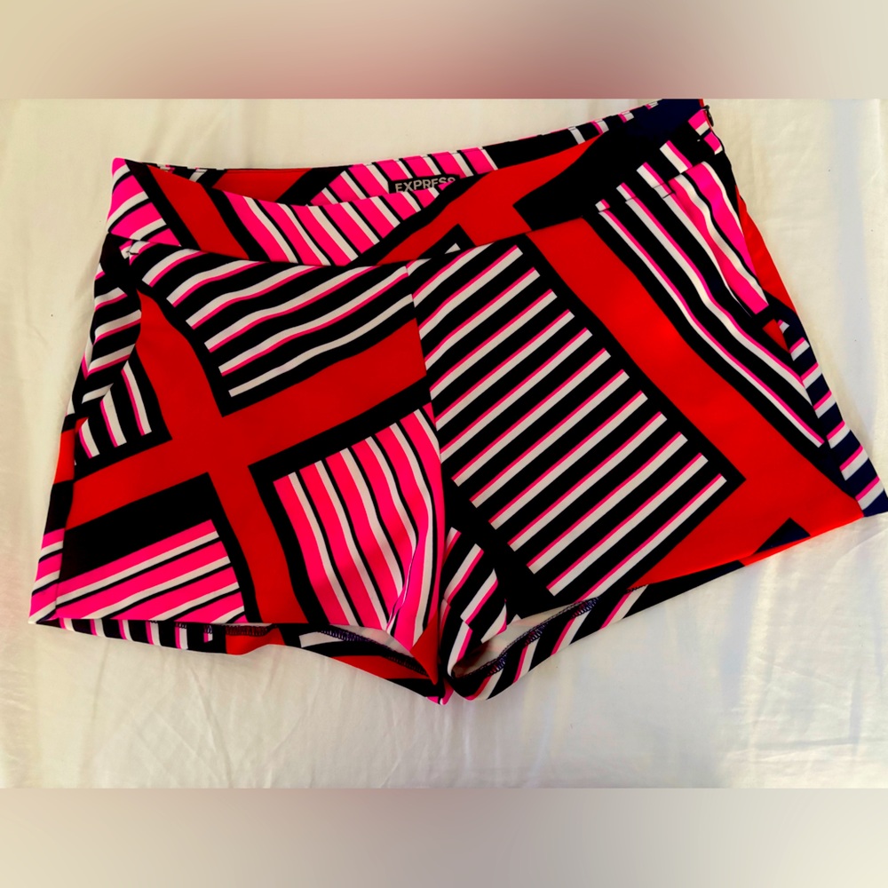 Express size 6 shorts